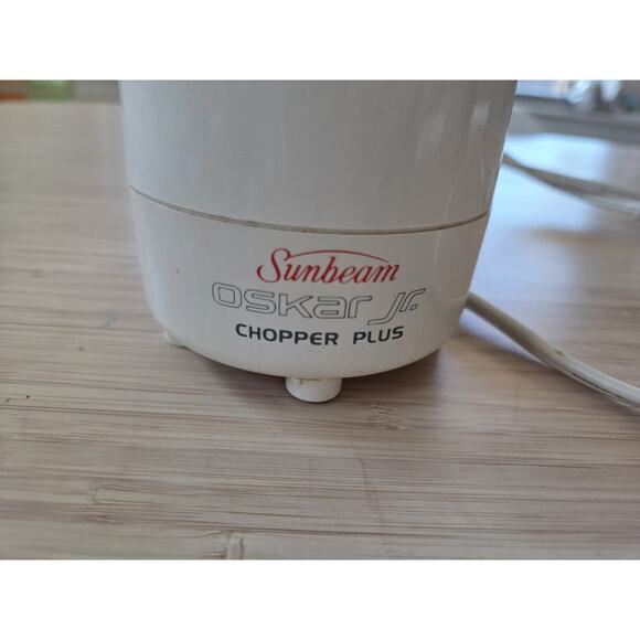 Sunbeam Oskar Jr. Chopper Plus - Compact & Powerful Food Processor - Picture 3 of 7